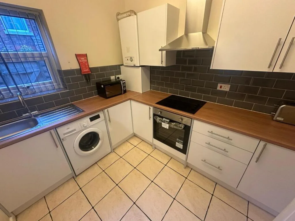 4 bedroom terraced house for rent