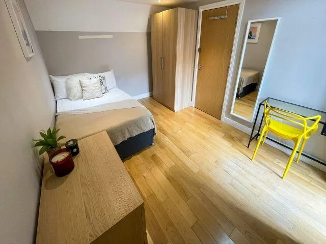 4 bedroom terraced house for rent