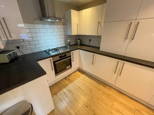 4 bedroom terraced house for rent