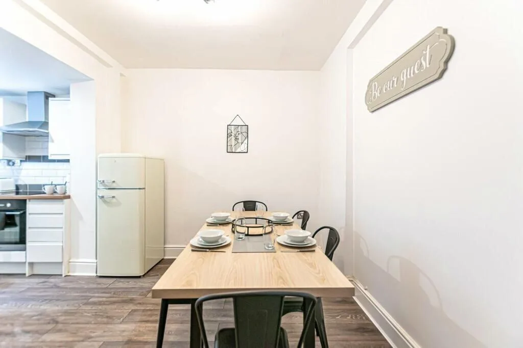 2 bedroom terraced house for rent