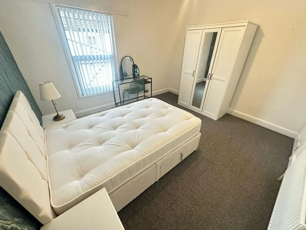 2 bedroom terraced house for rent