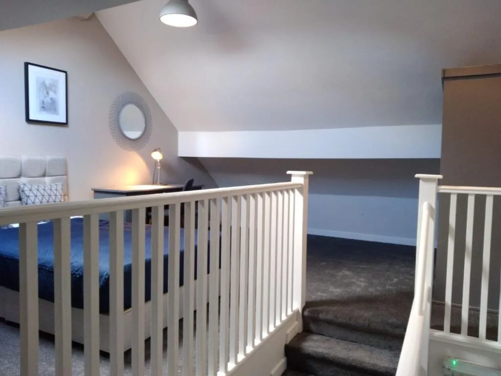 5 bedroom terraced house for rent