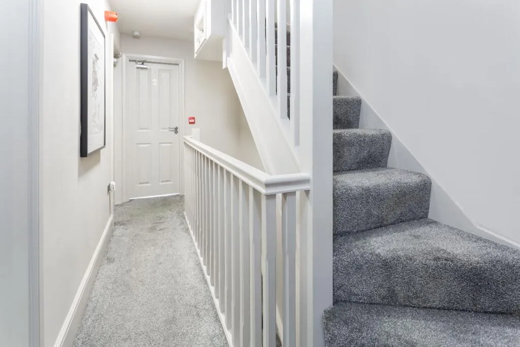 6 bedroom terraced house for rent