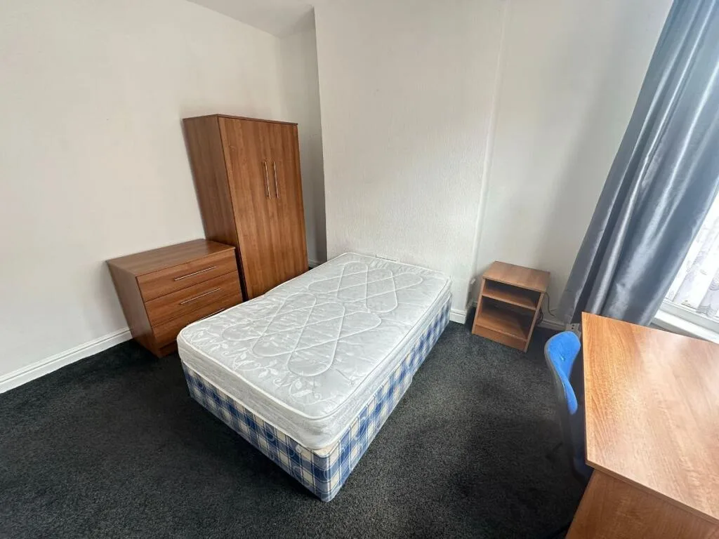 4 bedroom terraced house for rent