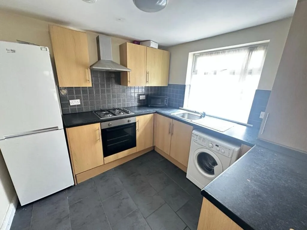 4 bedroom terraced house for rent