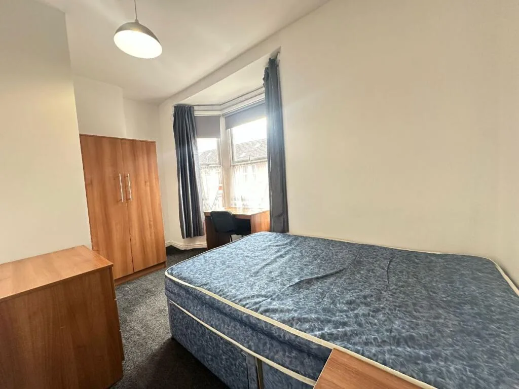 4 bedroom terraced house for rent