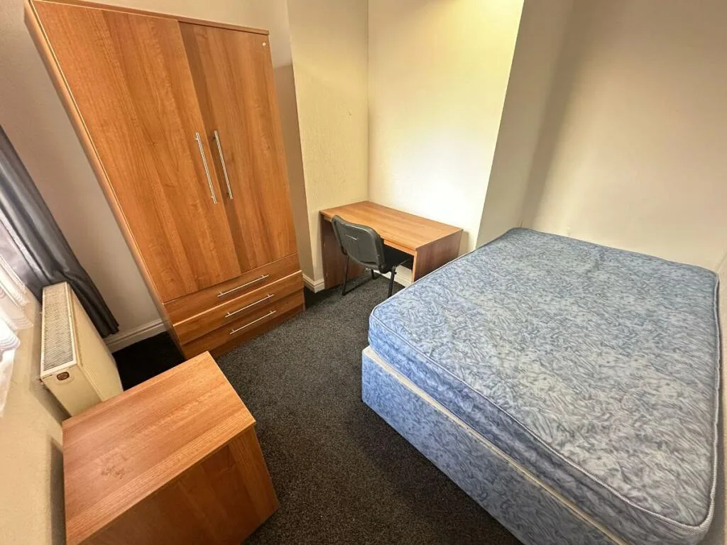 4 bedroom terraced house for rent