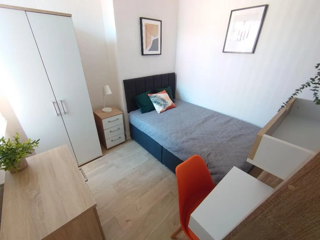 4 bedroom terraced house for rent