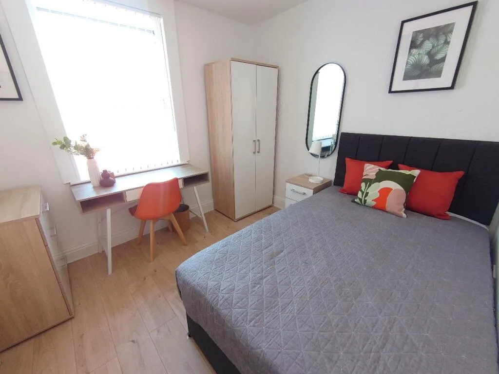 4 bedroom terraced house for rent