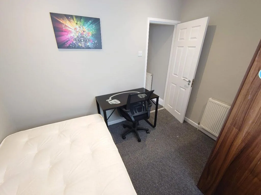 4 bedroom terraced house for rent