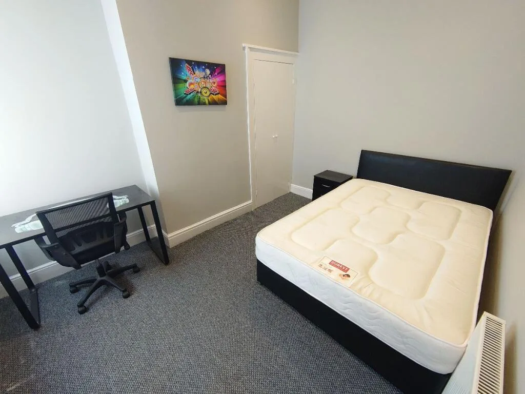 4 bedroom terraced house for rent