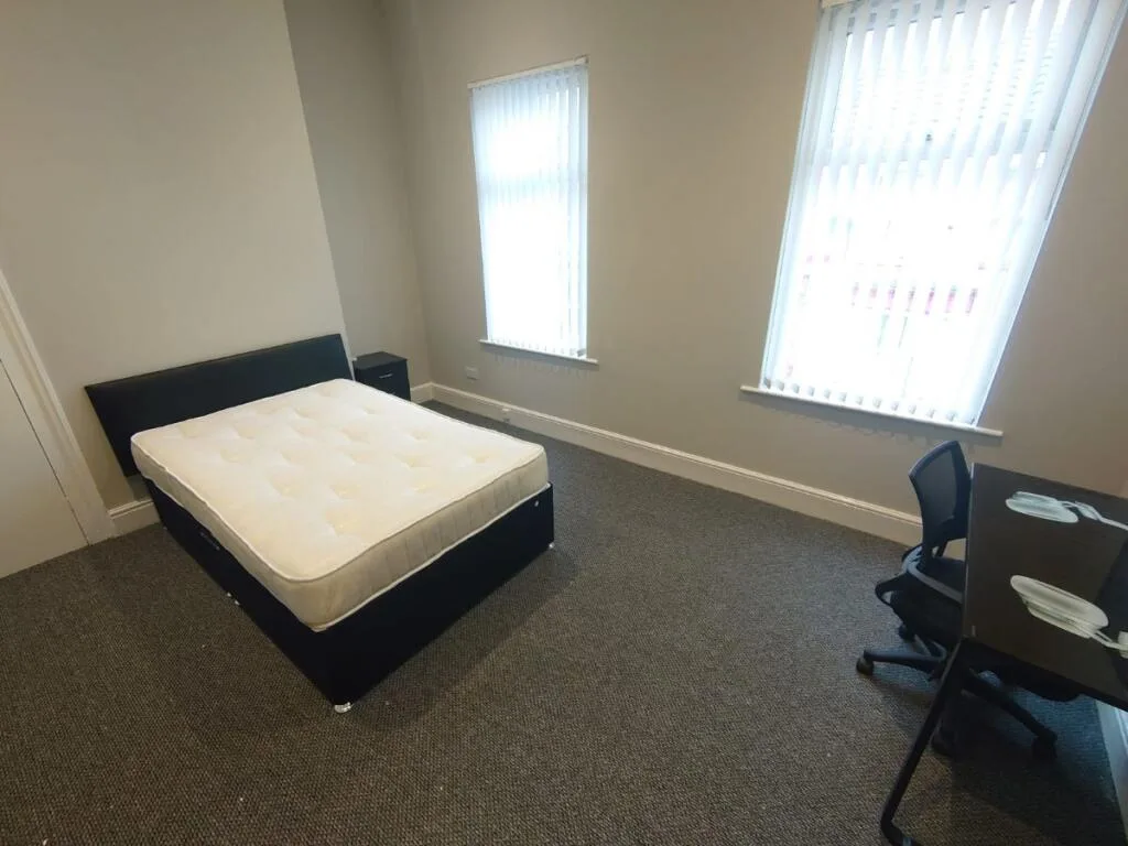 4 bedroom terraced house for rent