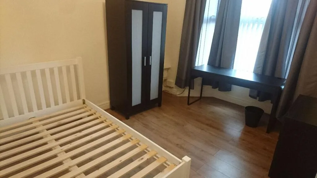 4 bedroom terraced house for rent