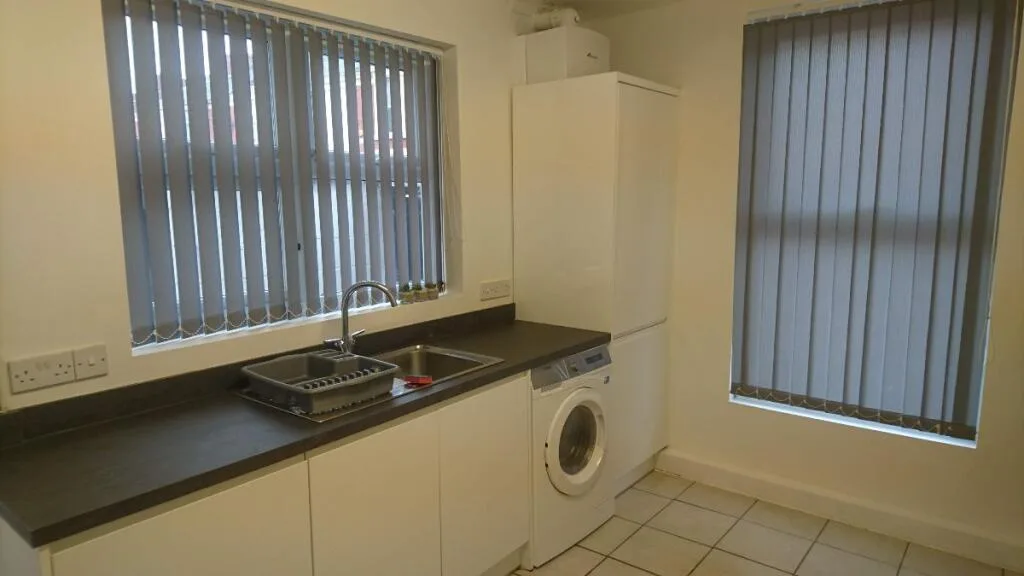 4 bedroom terraced house for rent