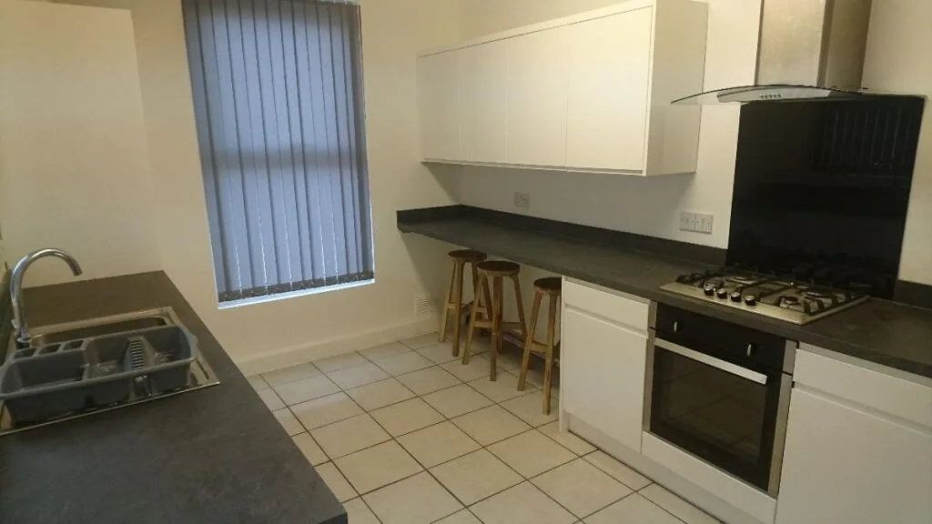 4 bedroom terraced house for rent