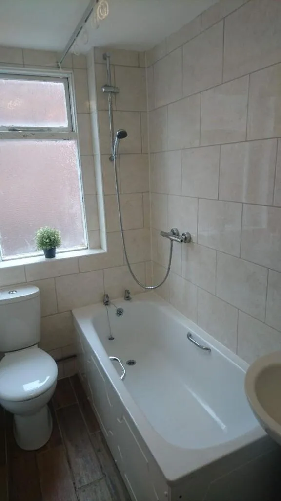 4 bedroom terraced house for rent
