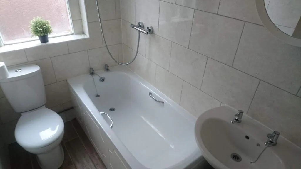 4 bedroom terraced house for rent