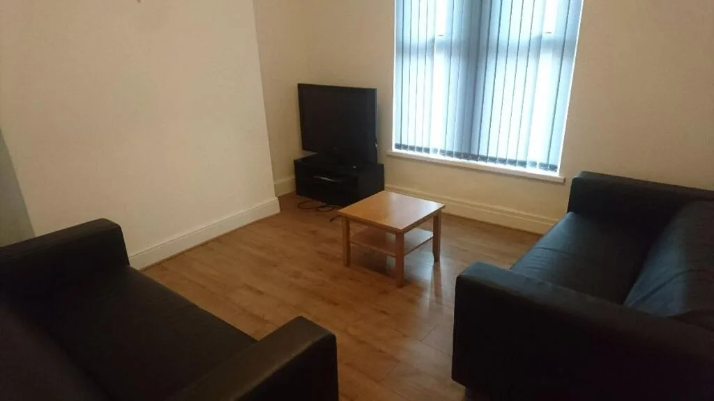 4 bedroom terraced house for rent