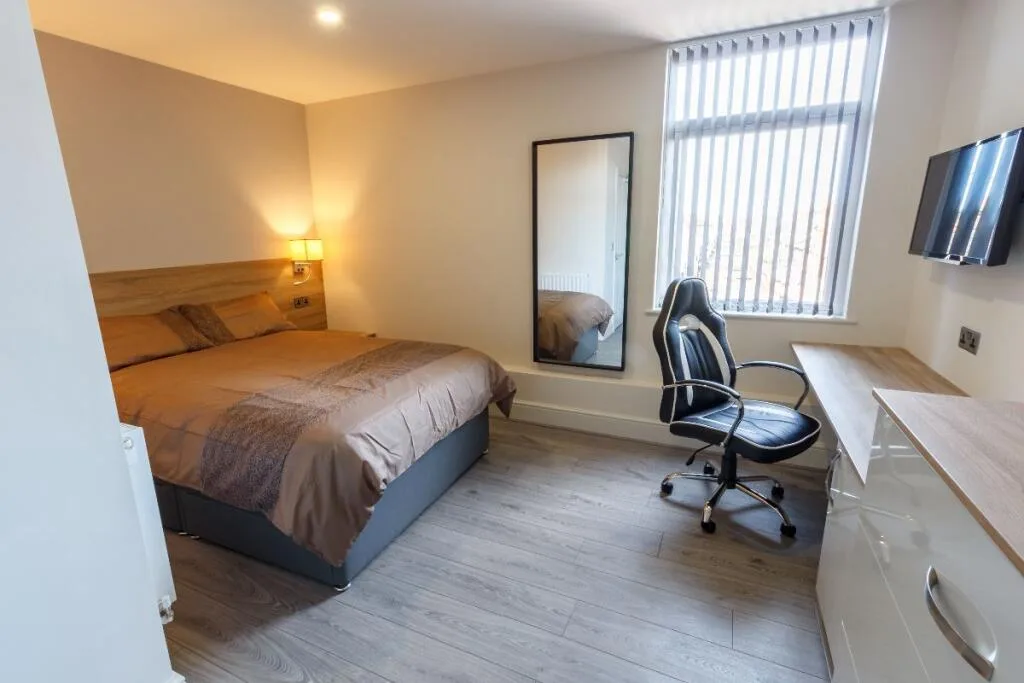 5 bedroom apartment for rent