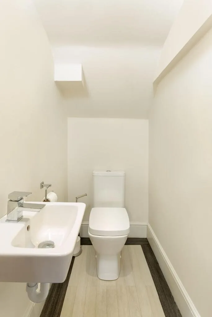 6 bedroom terraced house for rent