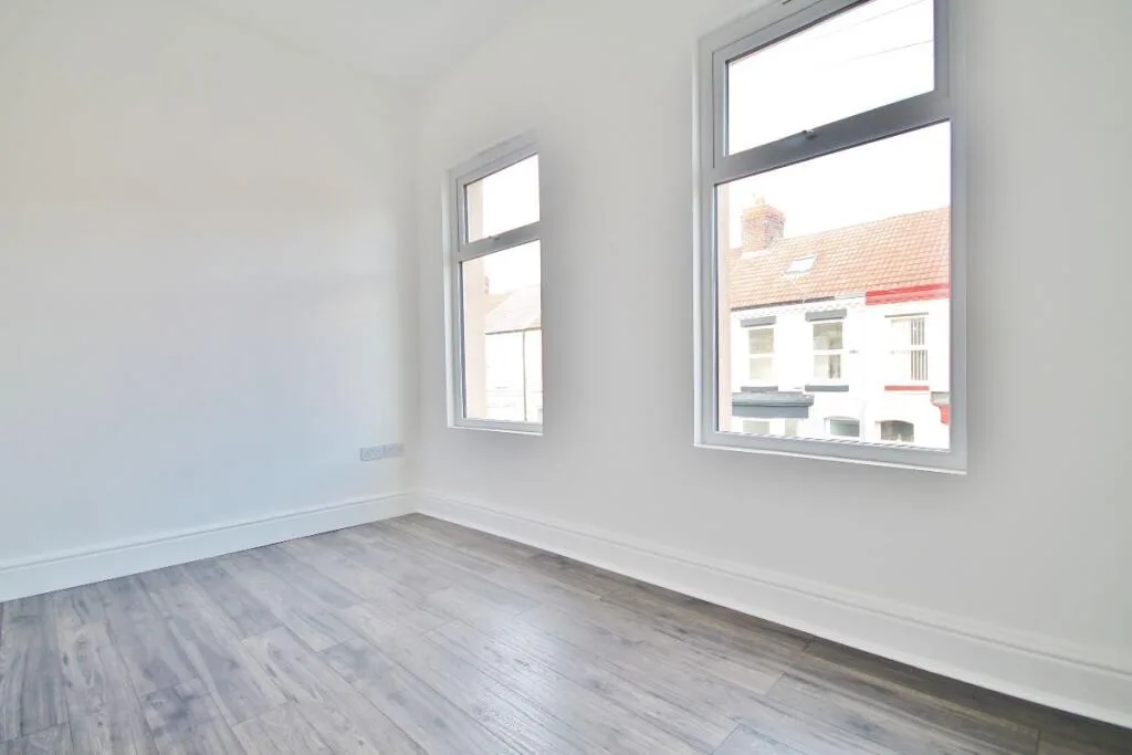 4 bedroom terraced house for rent