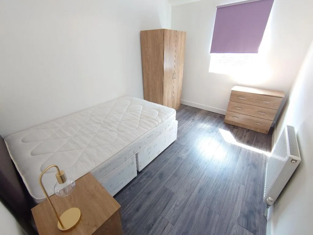 4 bedroom terraced house for rent