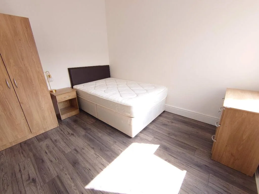4 bedroom terraced house for rent
