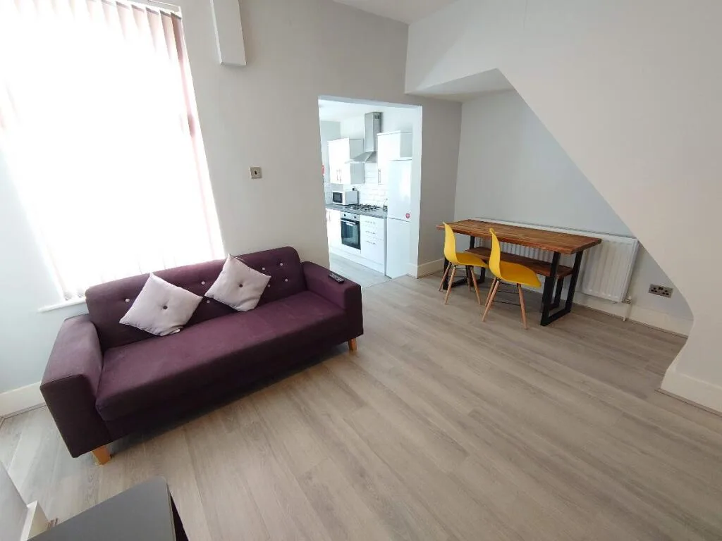 4 bedroom terraced house for rent