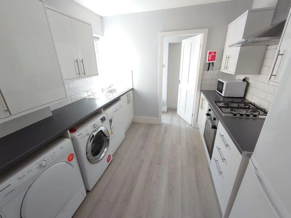 4 bedroom terraced house for rent