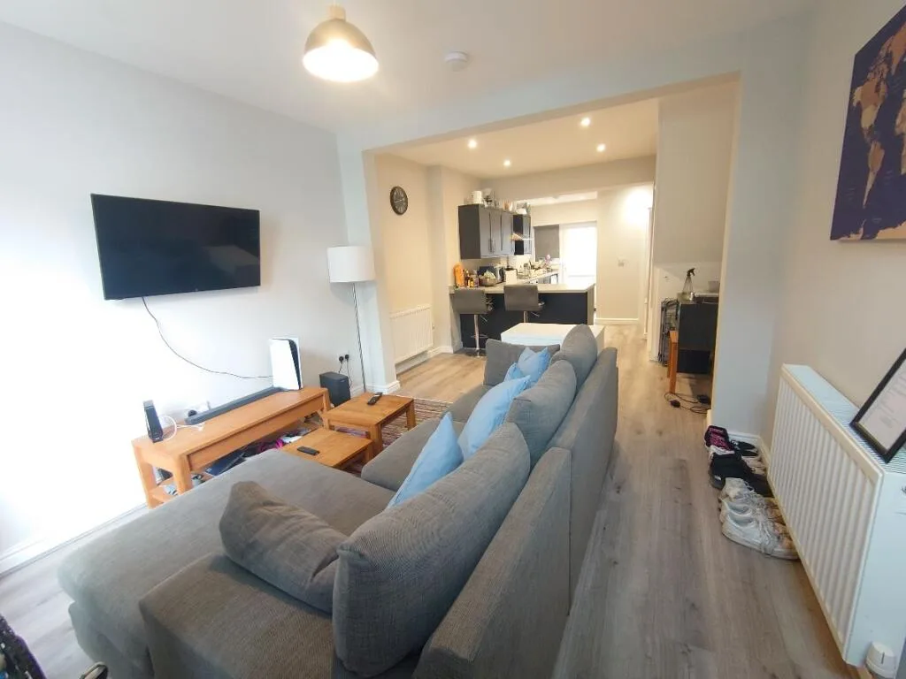 2 bedroom terraced house for rent