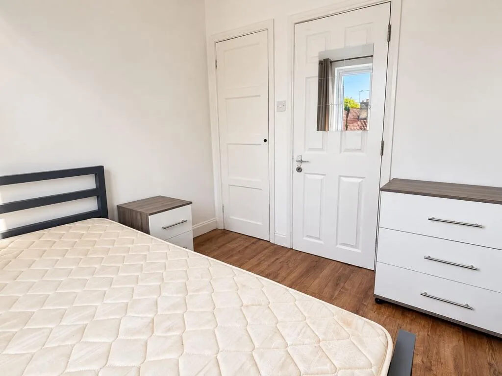 1 bedroom end of terrace house for rent