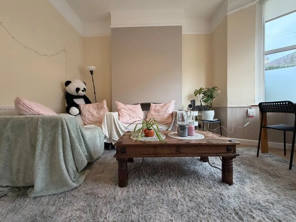 5 bedroom terraced house for rent