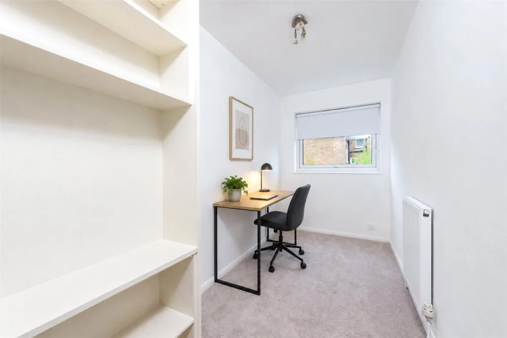 3 bedroom ground floor flat for rent