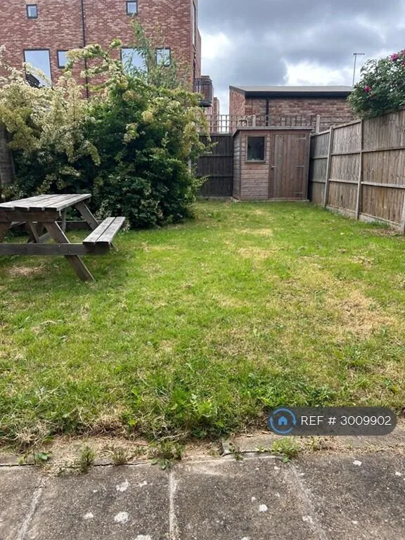 3 bedroom terraced house for rent