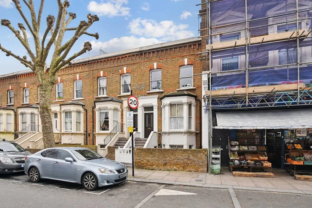 2 bedroom flat for rent