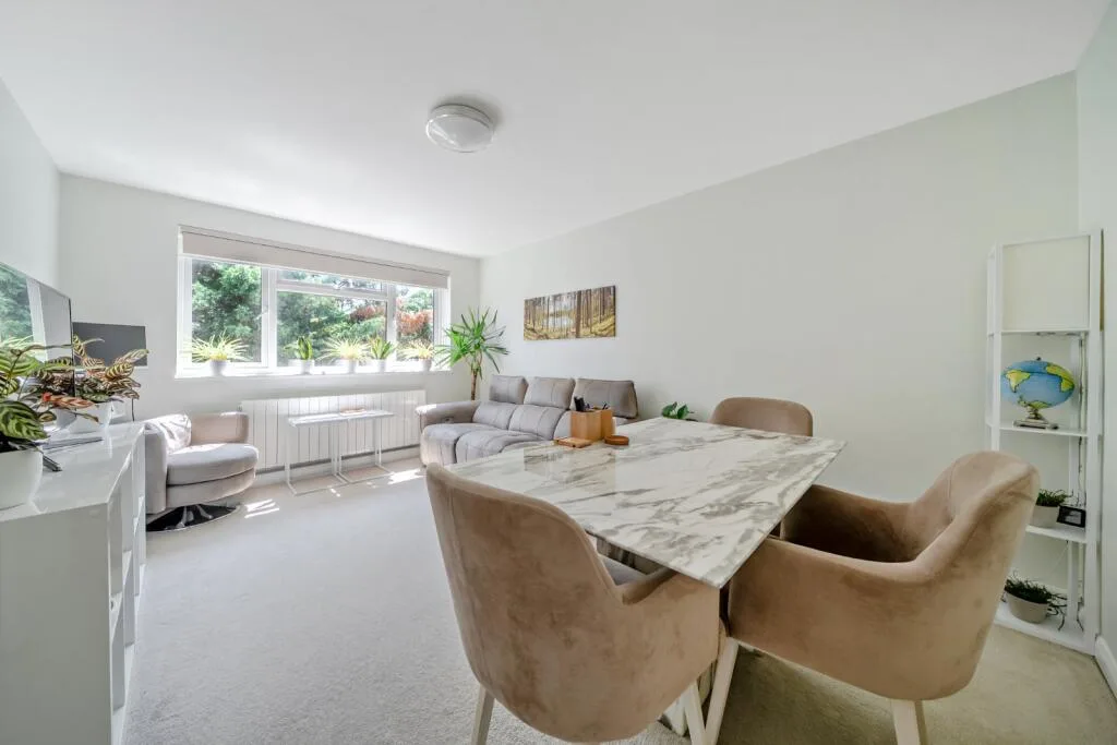 2 bedroom flat for rent