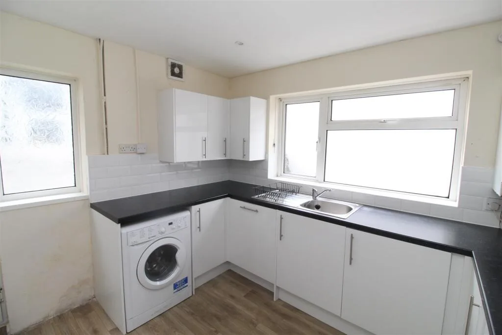 5 bedroom house for rent