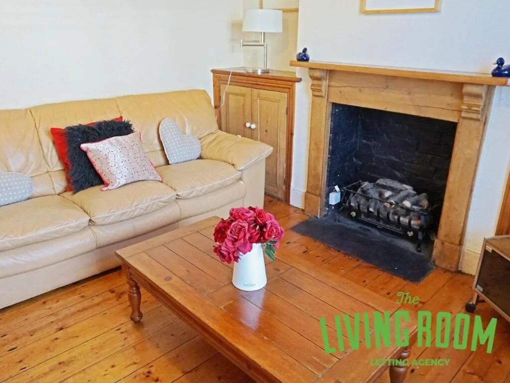 5 bedroom house for rent