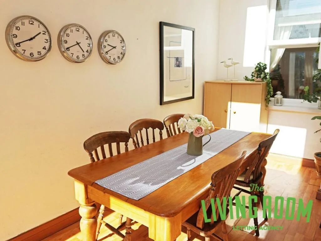 5 bedroom house for rent