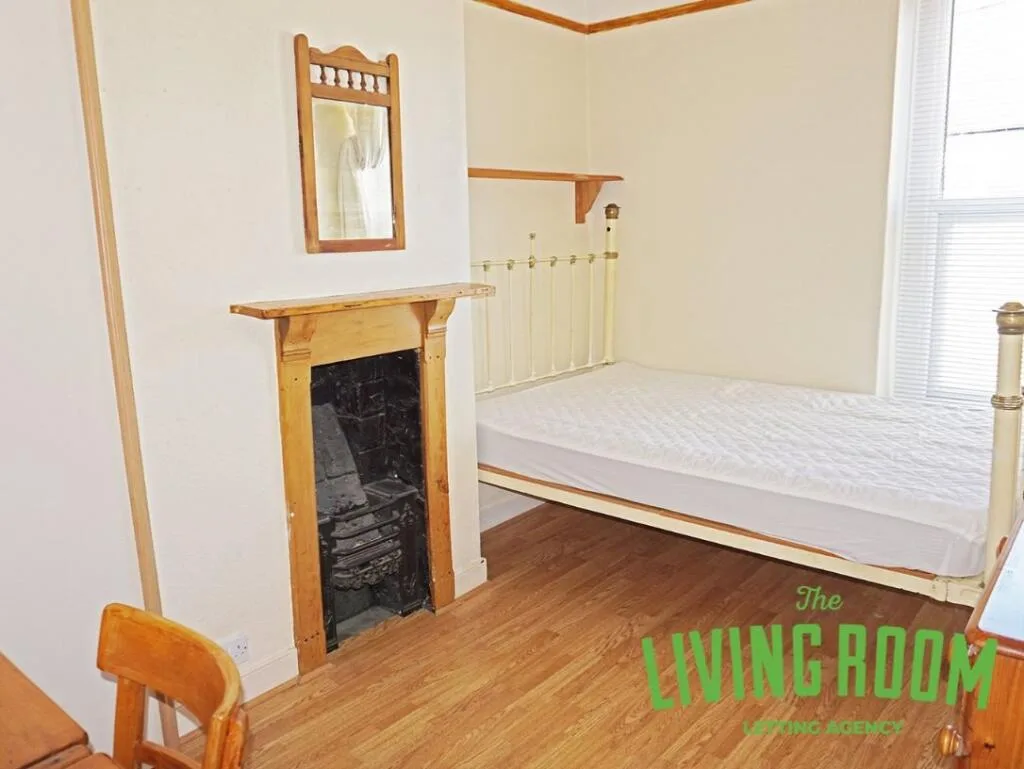 5 bedroom house for rent