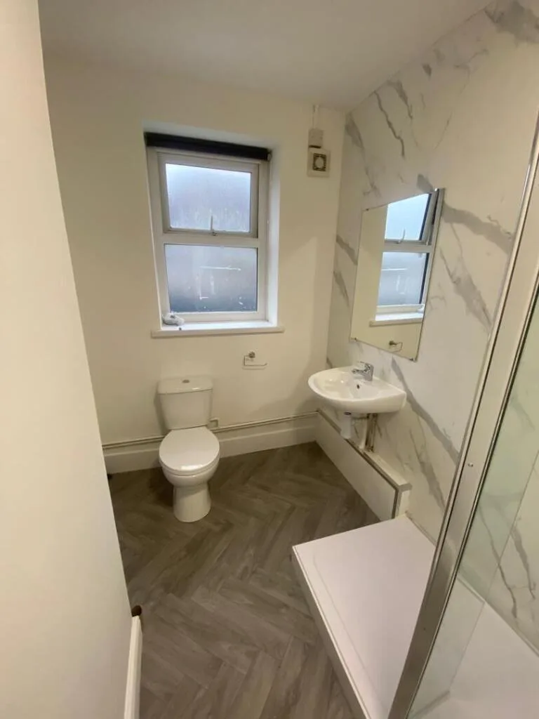 5 bedroom flat for rent
