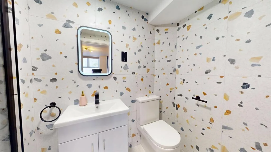8 bedroom house for rent