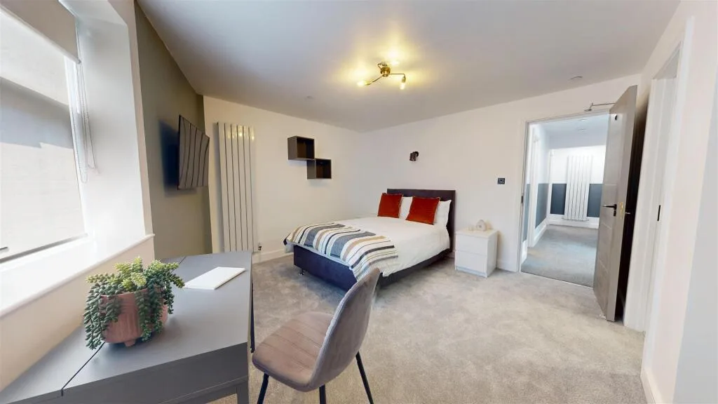 8 bedroom house for rent