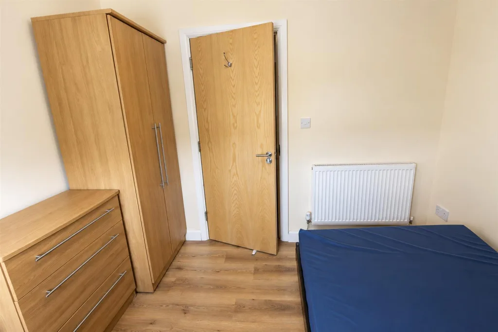 7 bedroom house for rent