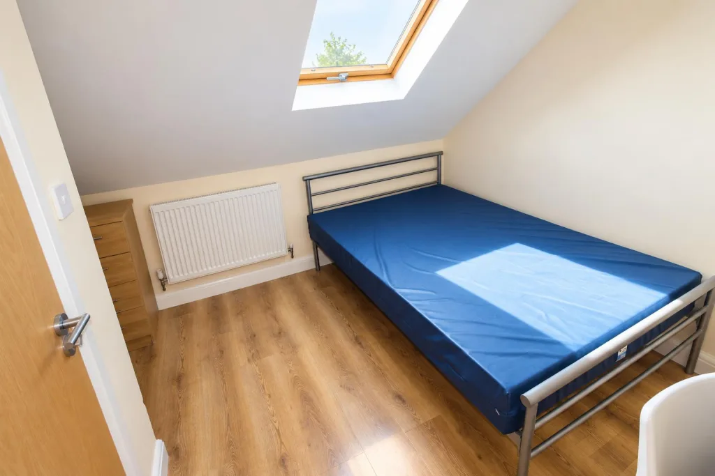 7 bedroom house for rent