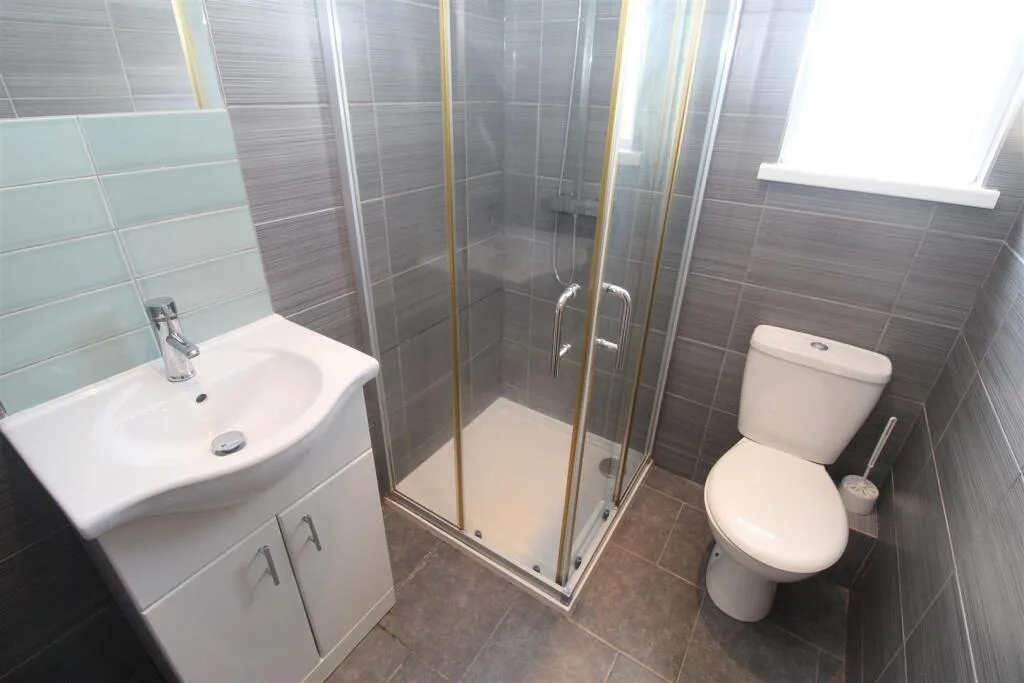 7 bedroom house for rent
