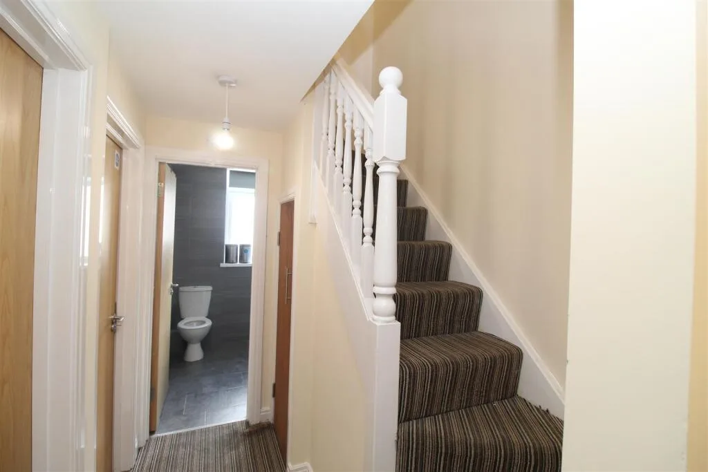 7 bedroom house for rent