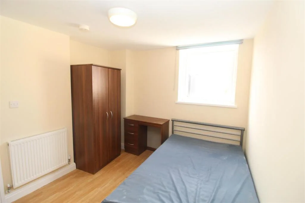 7 bedroom house for rent