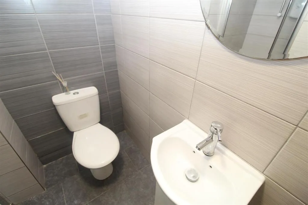 7 bedroom house for rent