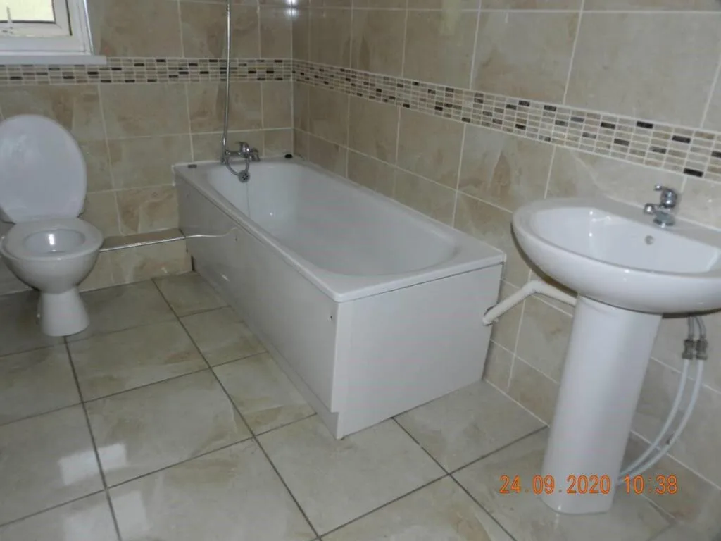 3 bedroom flat for rent